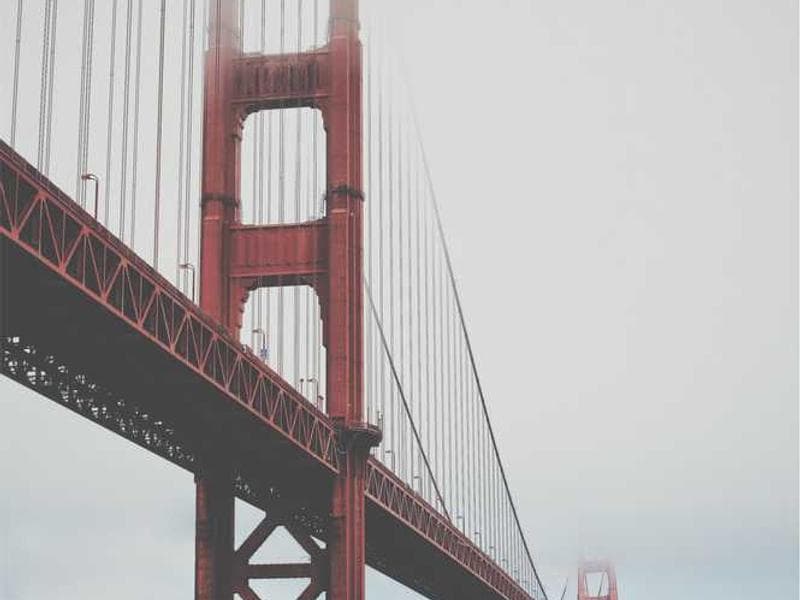 운동재활 - 개인별 맞춤 운동 프로그램을 통해 근력을 강화하고 정상적인 움직임 패턴을 회복합니다....